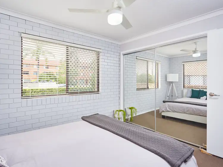 Sixth view of Homely unit listing, 4/22 DUET DR, Mermaid Waters QLD 4218