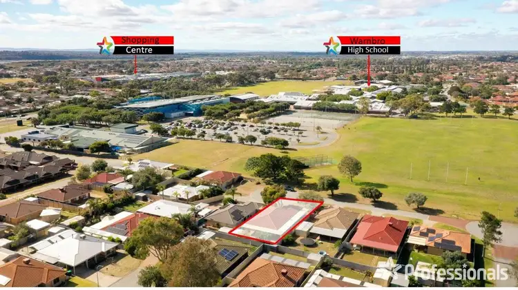 Second view of Homely house listing, 7 Wrasse Glade, Warnbro WA 6169