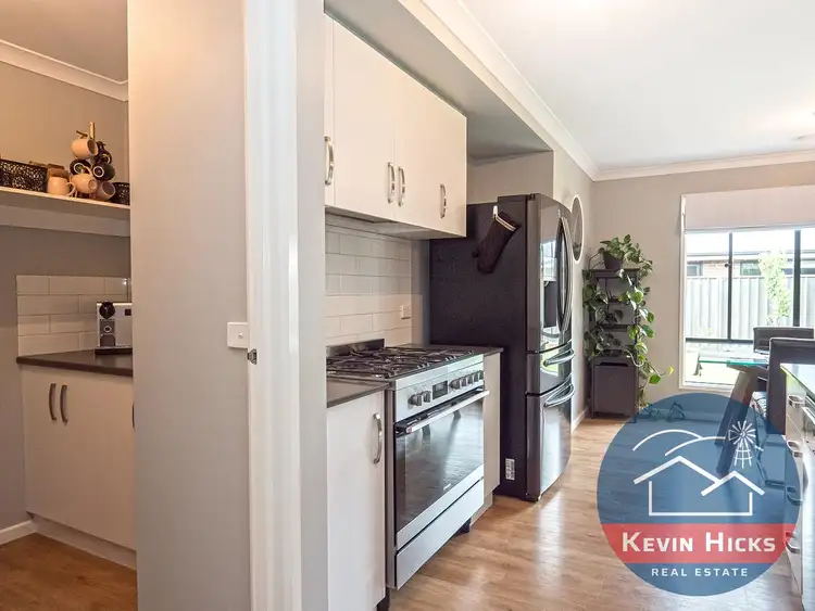 Fifth view of Homely house listing, 47 Cimmaron Way, Kialla VIC 3631