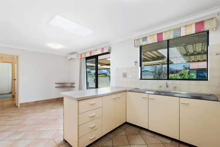 Fourth view of Homely house listing, 4 Volich Place, Swan View WA 6056