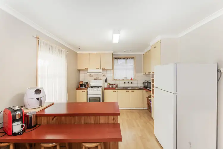 Second view of Homely house listing, 4 Puls Place, Horsham VIC 3400
