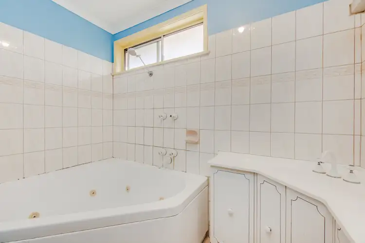 Sixth view of Homely house listing, 4 Puls Place, Horsham VIC 3400