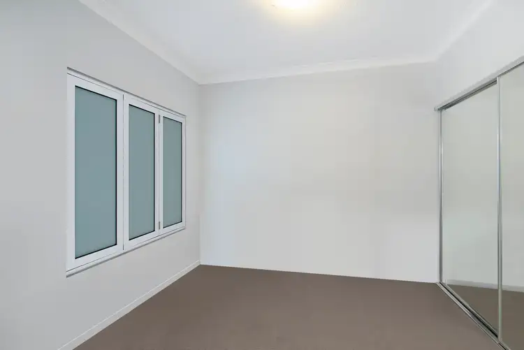 Fifth view of Homely unit listing, 2202/25-31 East Quay Drive, Biggera Waters QLD 4216
