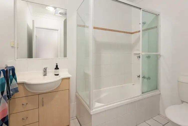 Fifth view of Homely unit listing, 9/10 Widdop Street, Clayfield QLD 4011