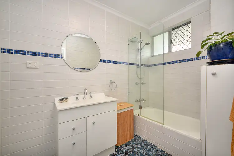 Seventh view of Homely unit listing, 6/16 Riviera Road, Miami QLD 4220