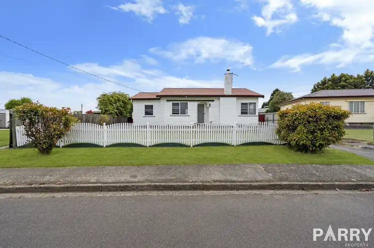 15 Cook Crescent, Mayfield TAS 7248