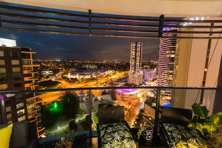 21802/21 Elizabeth Avenue, Broadbeach QLD 4218