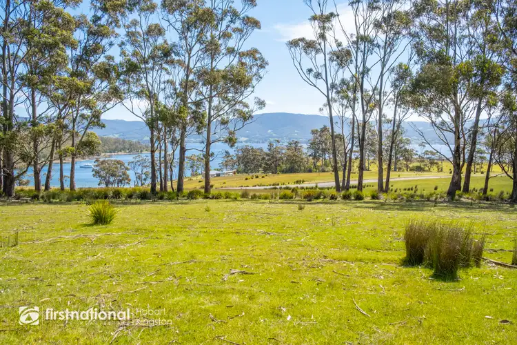 4 D'Entrecasteaux Drive, North Bruny TAS 7150