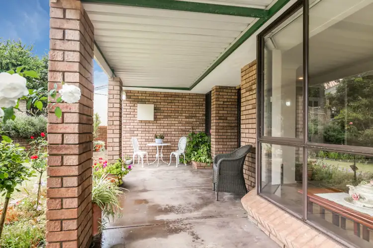 Second view of Homely house listing, 8 Twain Close, Lake Coogee WA 6166