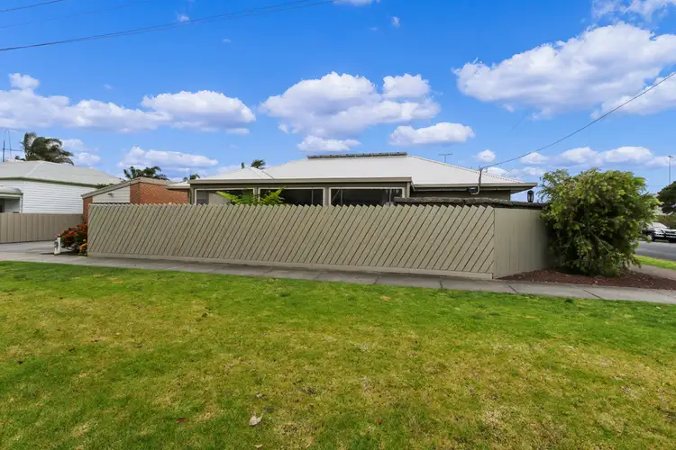 13 Orme Street, Lakes Entrance VIC 3909