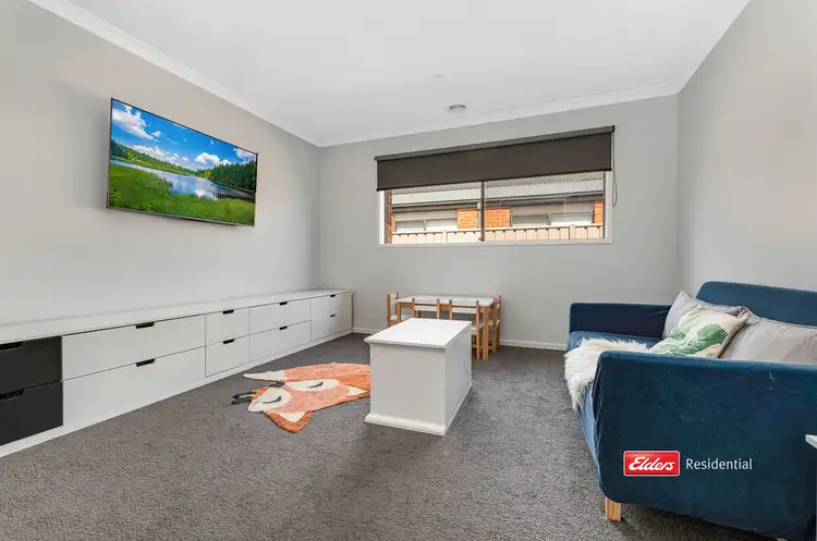 Fifth view of Homely house listing, 2 Magnolia Drive, Echuca VIC 3564