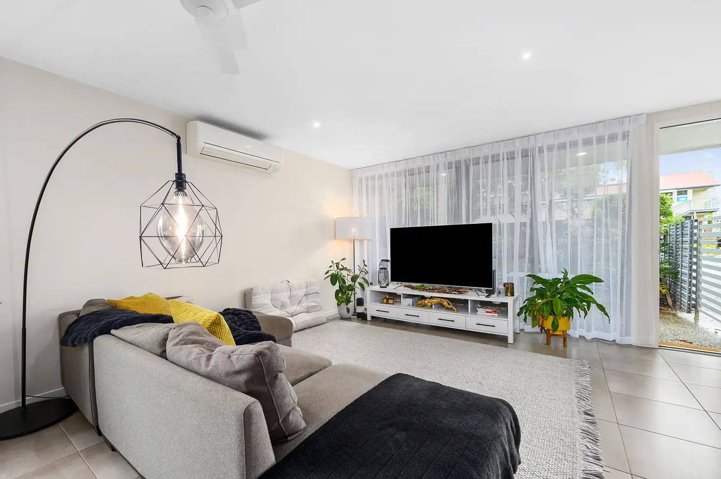 Main view of Homely townhouse listing, 1/39 Gordon Street, Labrador QLD 4215