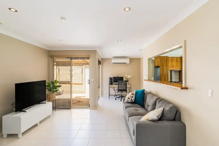 Sixth view of Homely unit listing, 4/4 Morrow Mews, Kardinya WA 6163