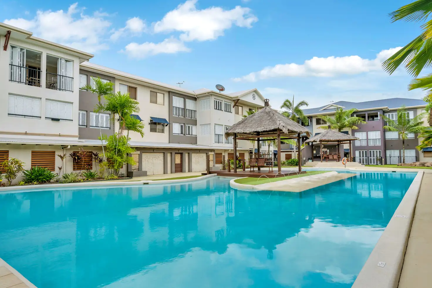 Main view of Homely unit listing, 327/29-33 Springfield Crescent, Manoora QLD 4870