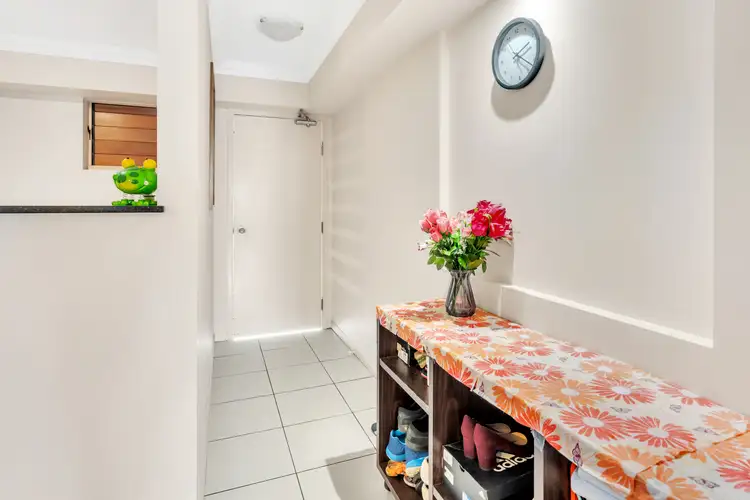 Third view of Homely unit listing, 327/29-33 Springfield Crescent, Manoora QLD 4870
