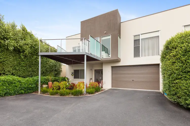 2 17 SHEPHERDSON ROAD