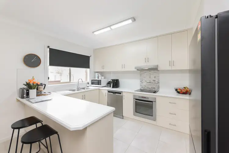 Fifth view of Homely house listing, 1/14 Stockton Drive, Horsham VIC 3400