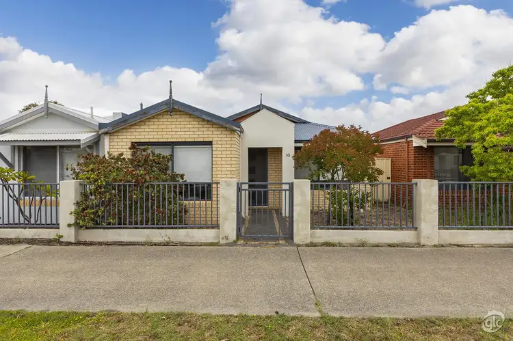 10/1 Jardine Street, Success WA 6164