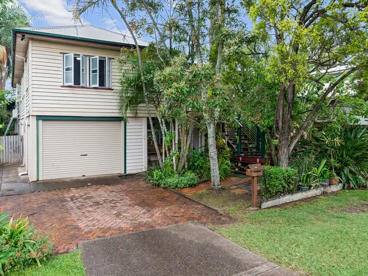 7 Coleman Street, Graceville QLD 4075