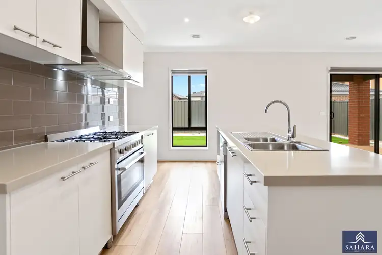 12 Brasilia Street, Strathtulloh VIC 3338