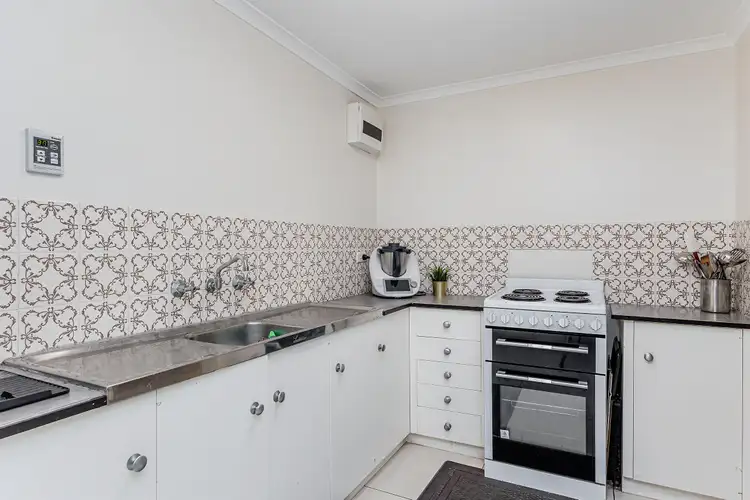 Fourth view of Homely townhouse listing, 9/1 Mooloola Way, West Lakes Shore SA 5020