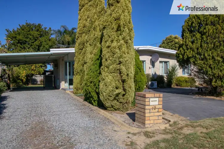 12 Kiama Road, Armadale WA 6112