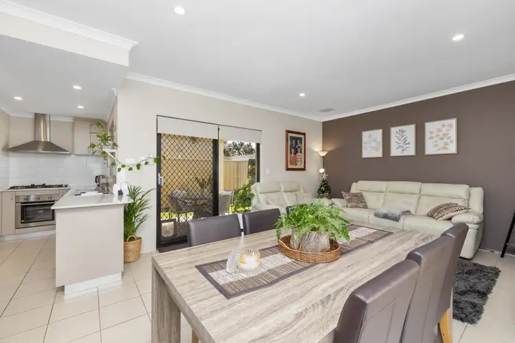 16 Glendalough Loop, Canning Vale WA 6155
