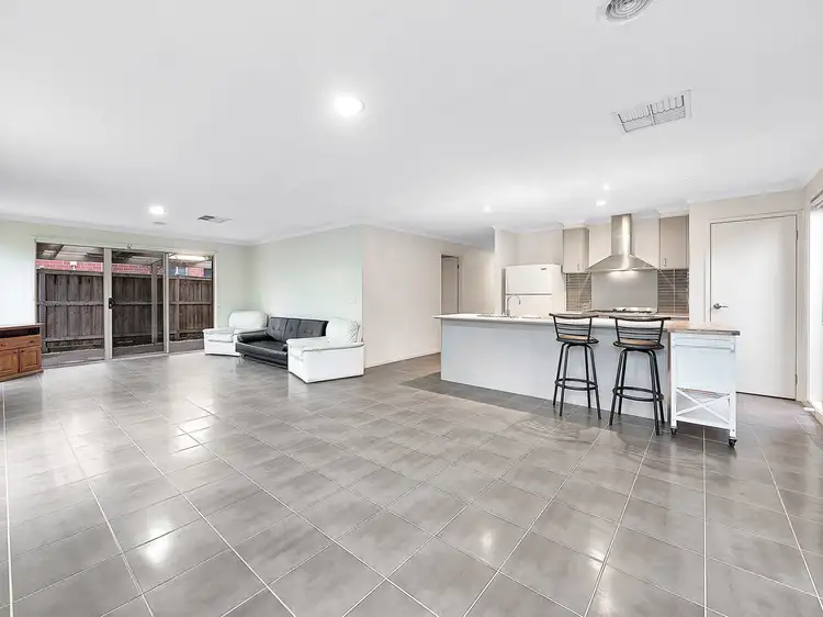 Second view of Homely house listing, 17 Windmill Circuit, Lyndhurst VIC 3975