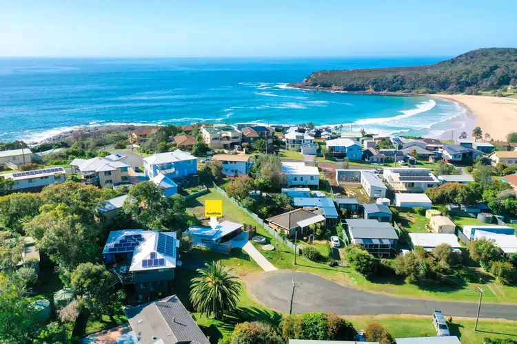 15 Merry Street, Kioloa NSW 2539