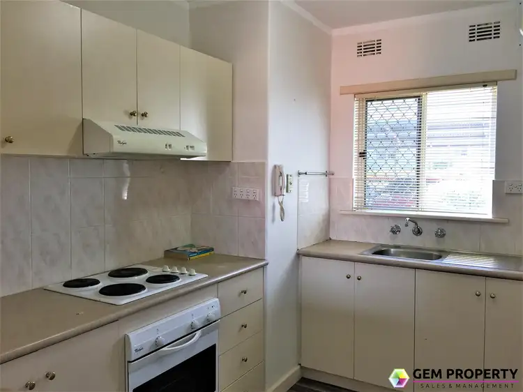 Sixth view of Homely house listing, 3/33 Steward Way, Orelia WA 6167