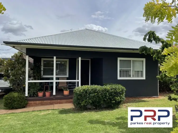15 Rose Street, Parkes NSW 2870