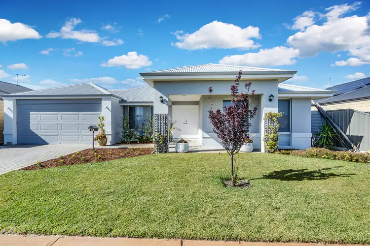 37 Harbeck Drive, Kealy WA 6280