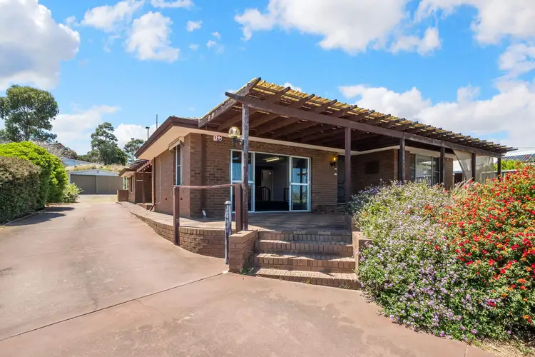42 Swan View Road, Greenmount WA 6056