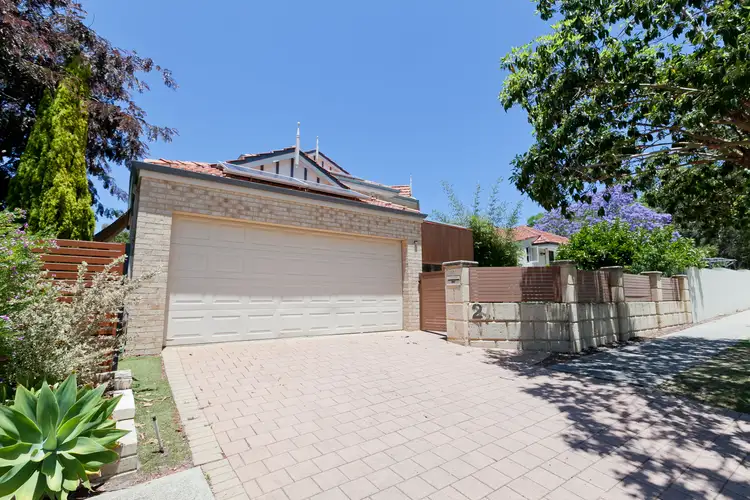 27 Queens Road, Mount Pleasant WA 6153