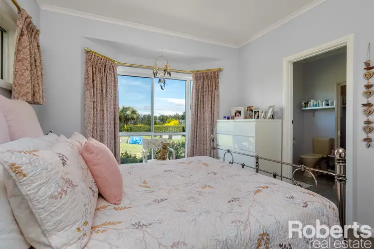 Fifth view of Homely house listing, 1 Eiger Court, Grindelwald TAS 7277