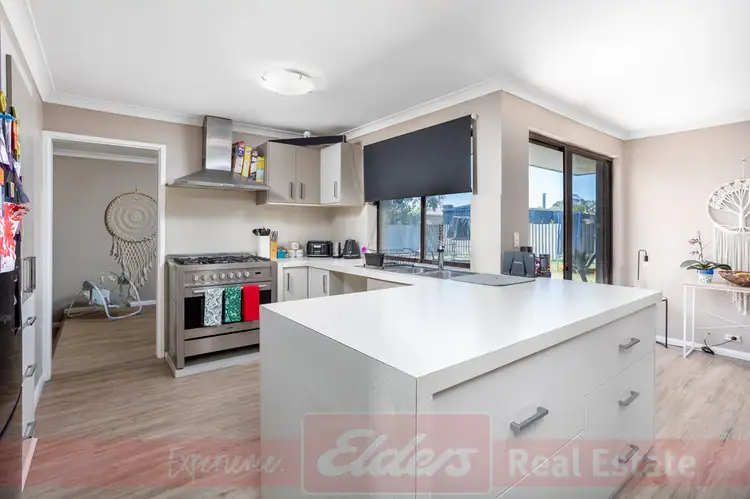21 Downing Street, Carey Park WA 6230