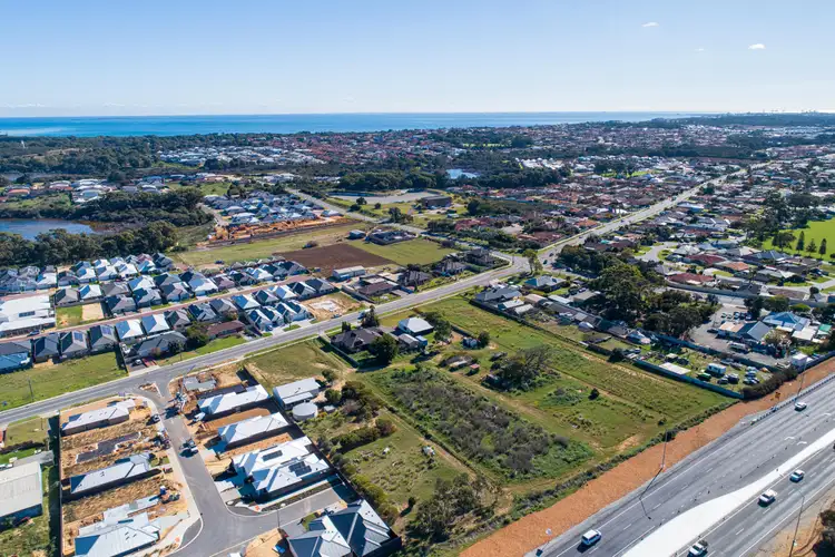 Fourth view of Homely house listing, 584 Rockingham Road, Lake Coogee WA 6166