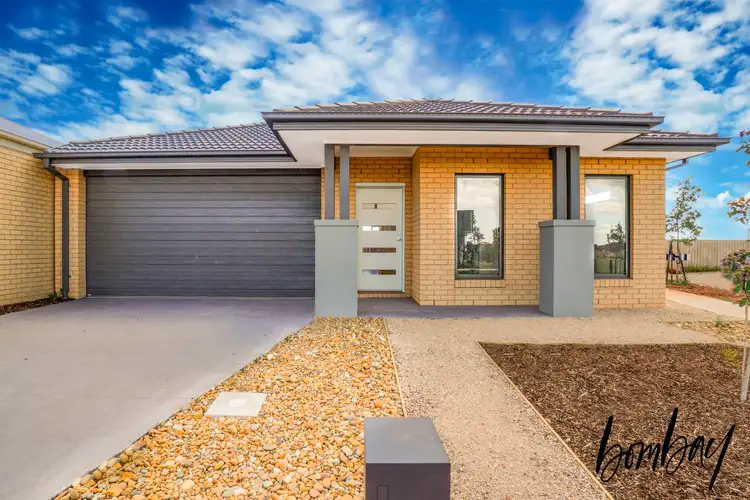 25 Hanson Street, Thornhill Park VIC 3335
