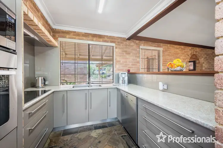 Third view of Homely house listing, 6 Bowes Court, Kingsley WA 6026