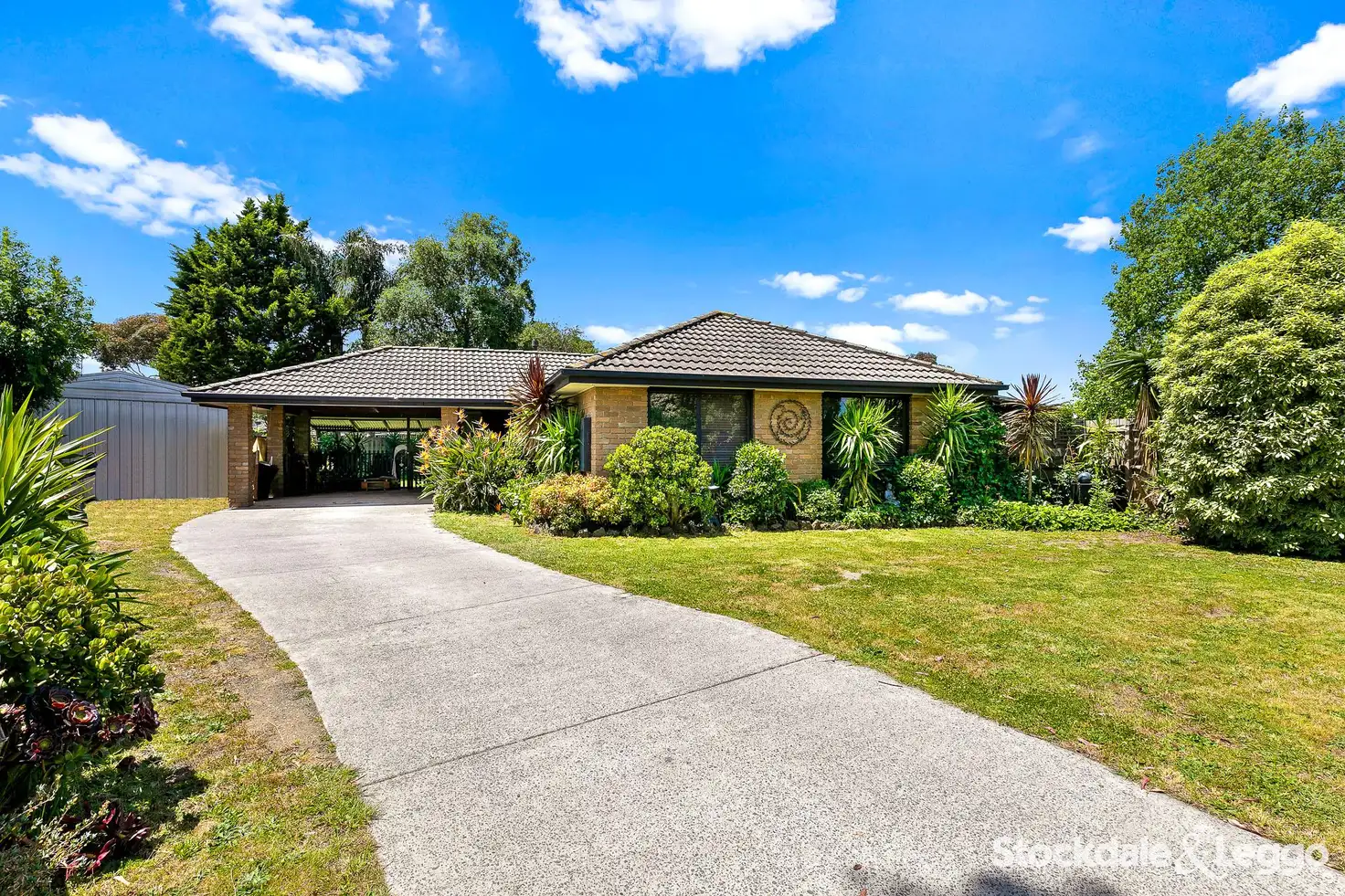 Main view of Homely house listing, 8 Diane Close, Pakenham VIC 3810