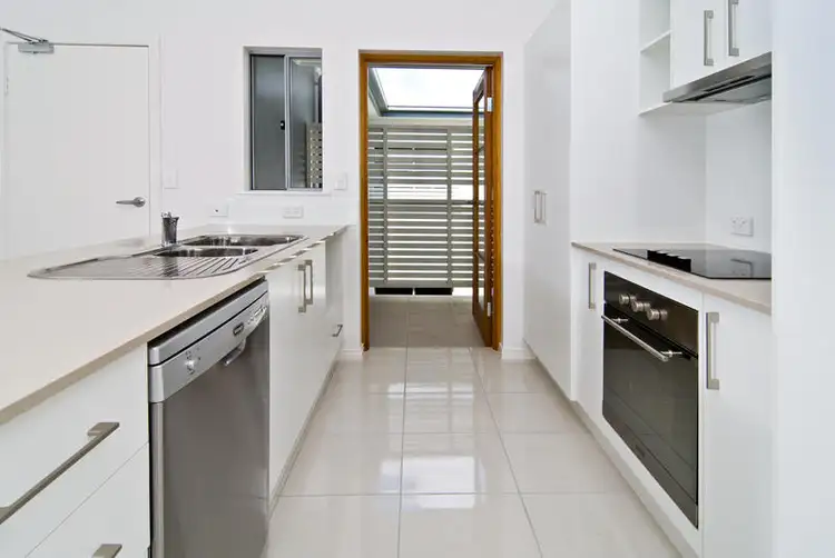 Third view of Homely unit listing, 6/10 Mitcham Street, Gaythorne QLD 4051