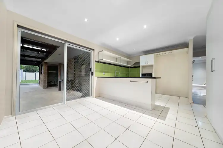 Fifth view of Homely house listing, 6 Paroo Place, Hillcrest QLD 4118