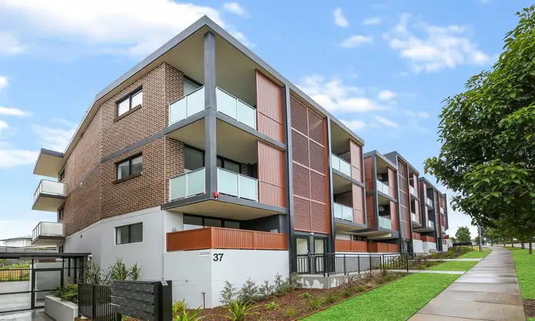 16/37 Bradley Street, Glenmore Park NSW 2745