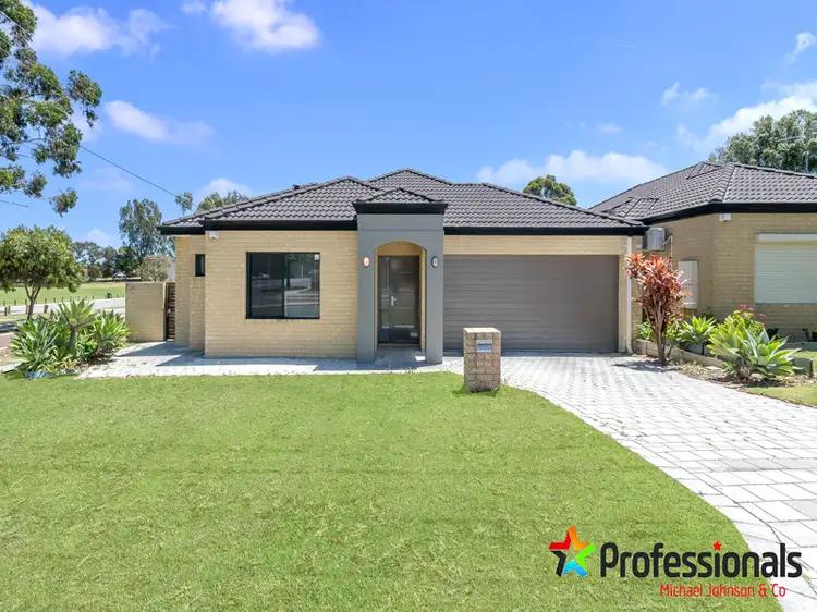 1A Ilumba Road, Nollamara WA 6061