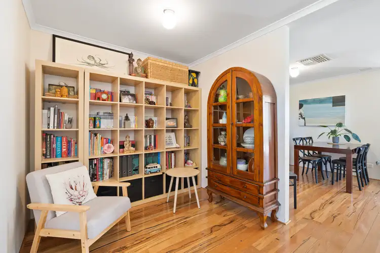 Second view of Homely house listing, 10 Suntree Mews, Beeliar WA 6164