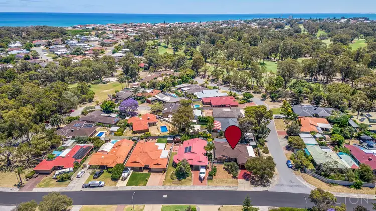 27 Tennyson Avenue, Halls Head WA 6210