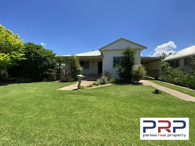 14 Thurlstone Street, Parkes NSW 2870