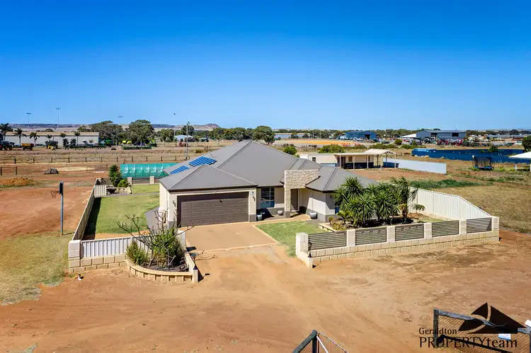 Second view of Homely house listing, 8 Hatch Place, Utakarra WA 6530