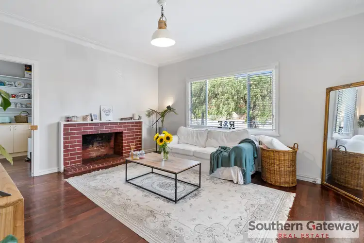 42 Gawler Way, Calista WA 6167