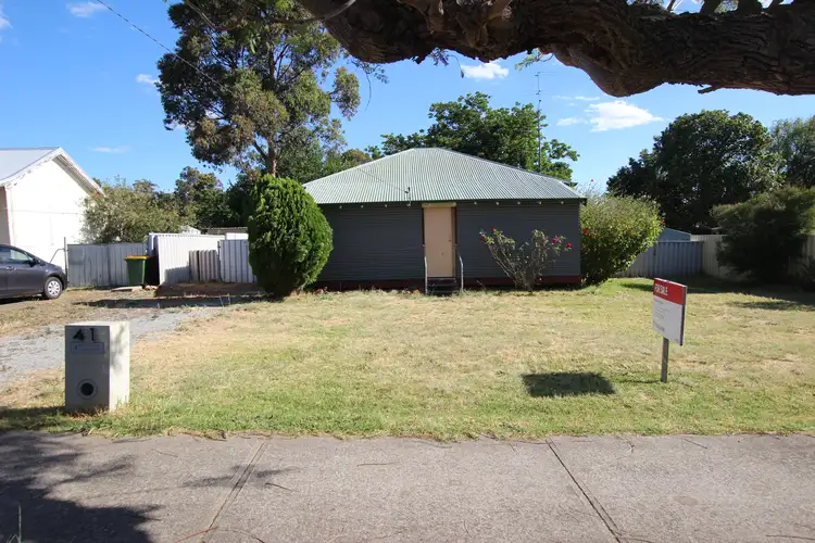 41 Millar Street, Waroona WA 6215